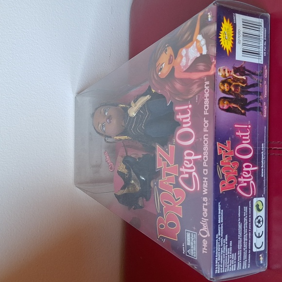 2003 Bratz Step out Sasha doll - Picture 8 of 9